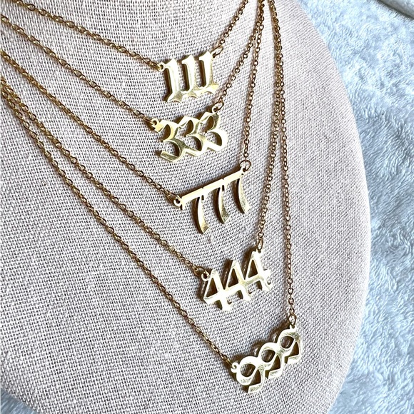 Stainless Steel Angel Number Pendant Necklace 111 222 333 444 555 777 888 999 - Picture 2 of 9